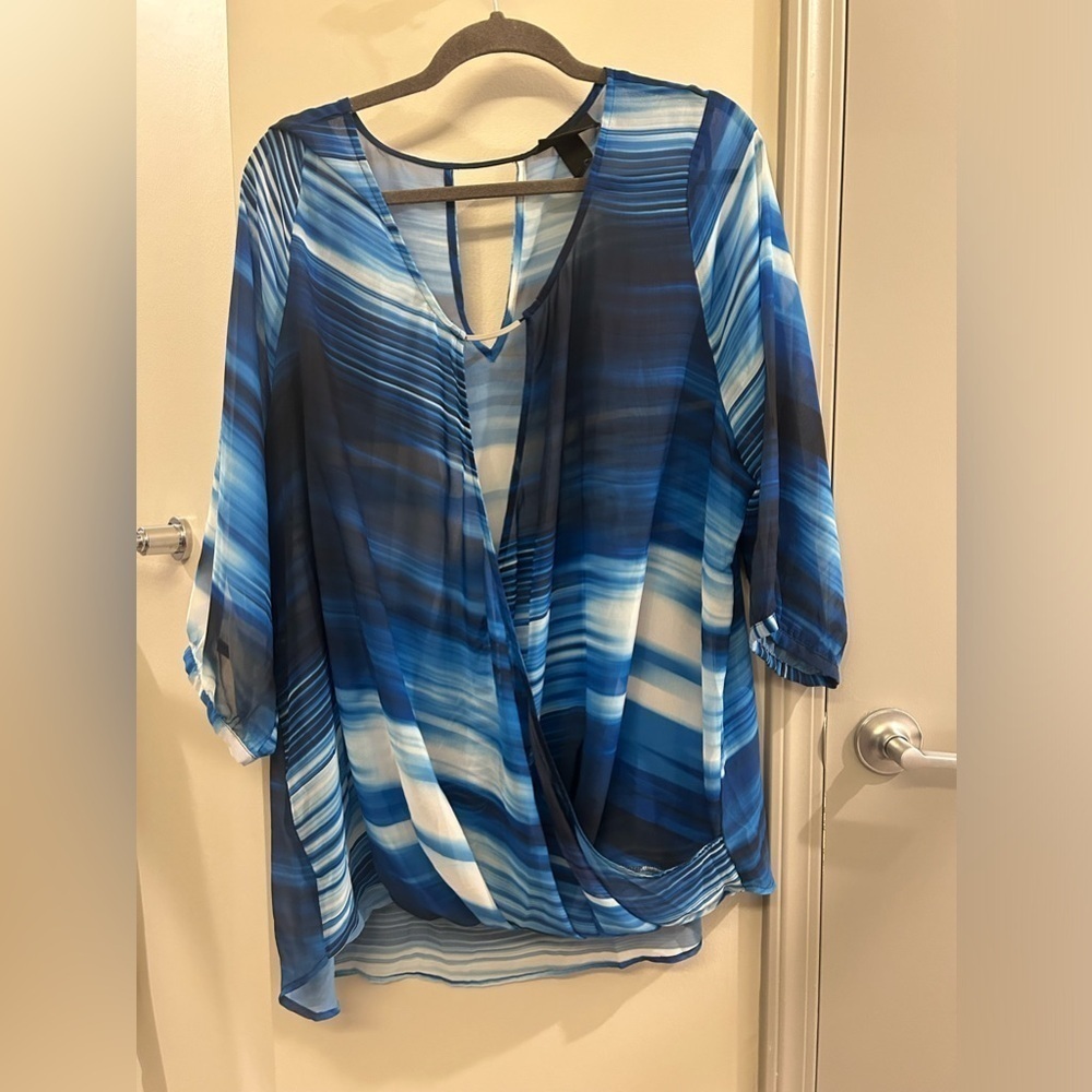 Lane Bryant Crossover Blouse Women’s 22/24 Sheer Blue White Stripe Keyhole